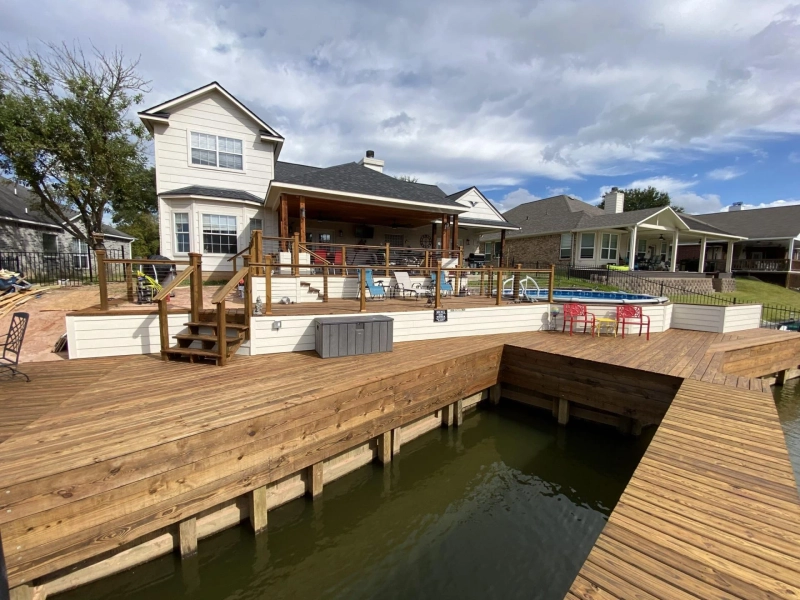 How to Customize a Boat Dock for Water Depth, Tides, and Usage