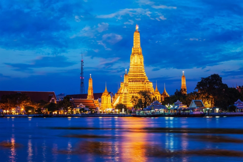 Cultural Thailand in Spring: Temples, Traditions, and Seasonal Rituals