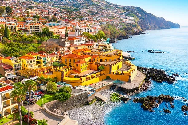 Income Requirements for the Portugal Digital Nomad Visa in 2026