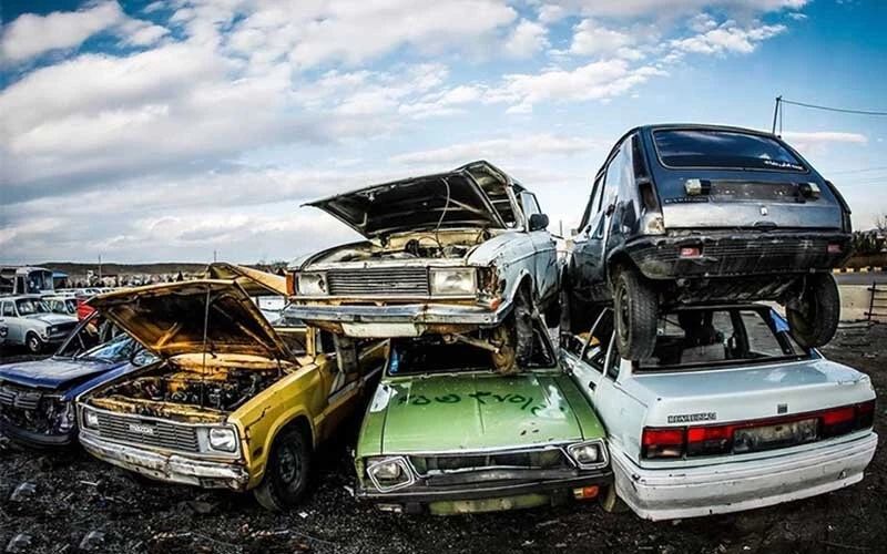 The Eco-Friendly Benefits of Using Wreckers for Vehicle Removal