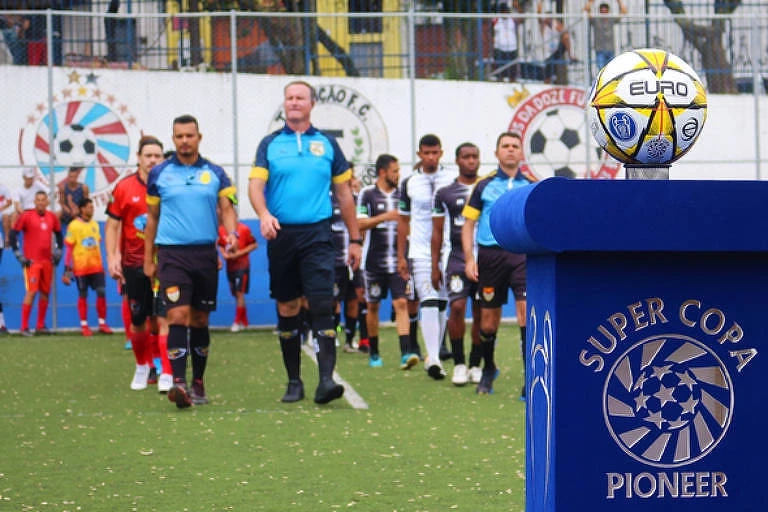 Pandemia provoca desespero e solidariedade no futebol de várzea