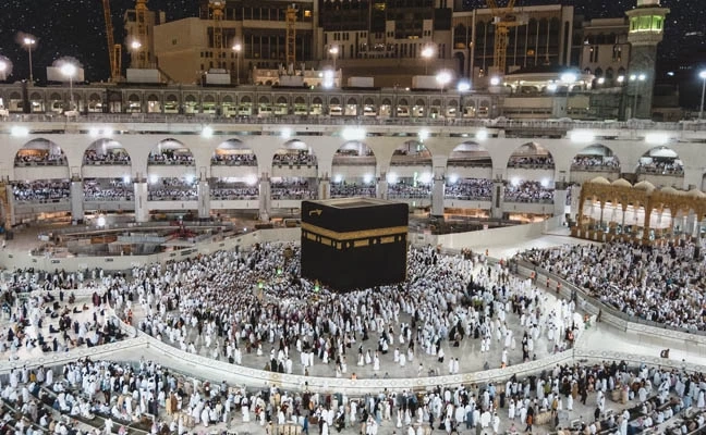 Customizable Umrah Packages from Manchester: Tailor Your Spiritual Journey