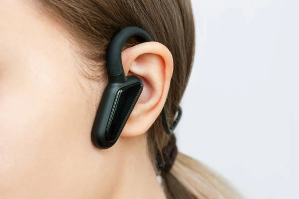 Bone Conduction Headphones for Athletes: A Safer Way to Listen?