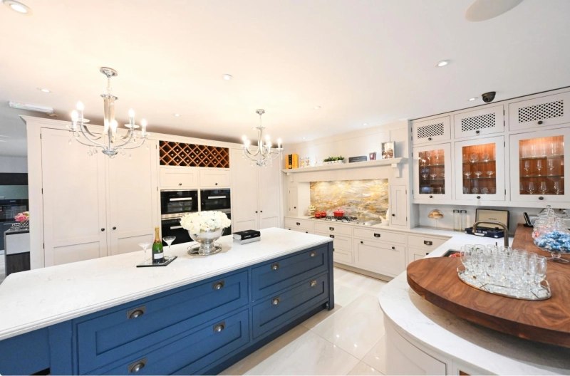 Here are some of the best kitchen design ideas available today.
