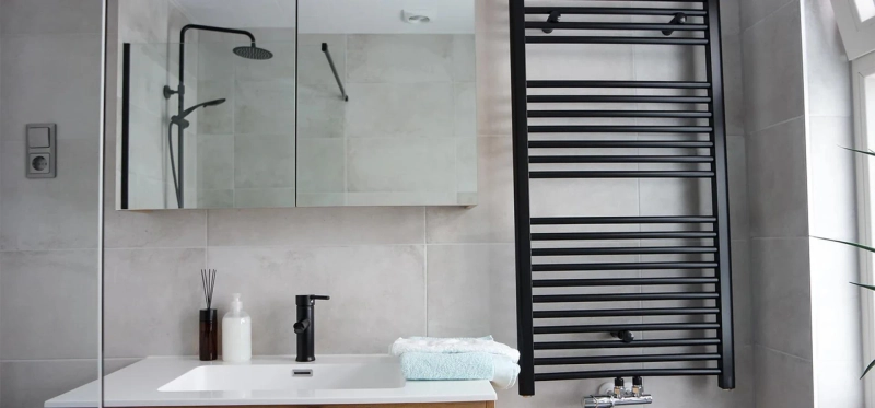How to Style a Bathroom Using a Black Towel Radiator