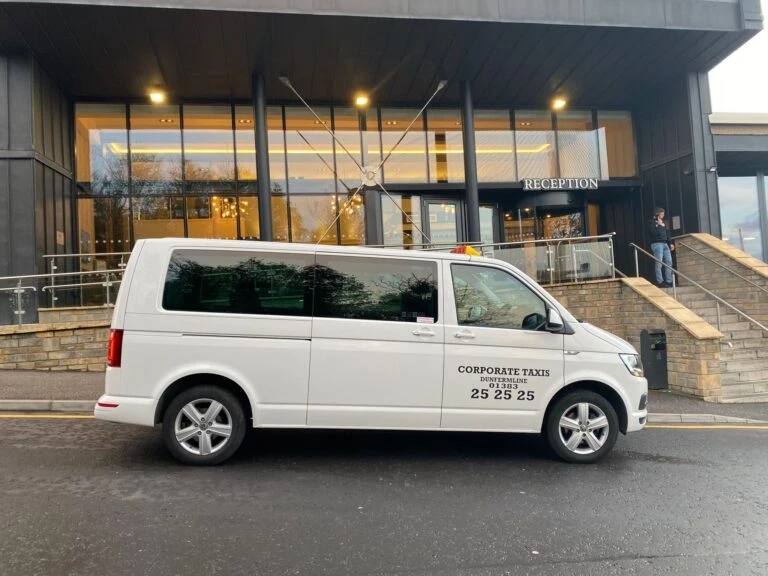 Corporate Taxis Dunfermline – Your Trusted Business Travel Partner