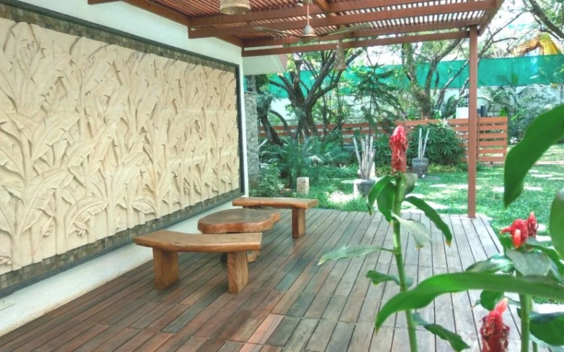 Live a happy family life at this duplex bungalow on rent in Pune