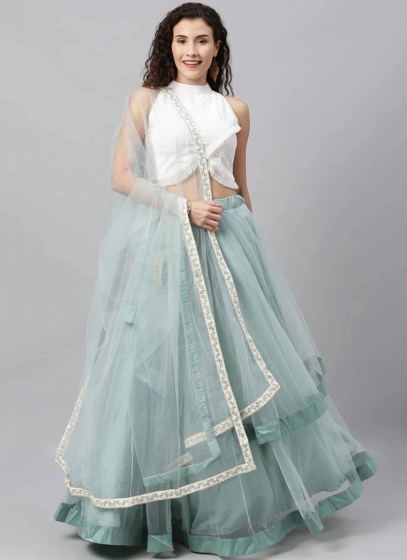 Elegant Party Wear Lehengas: A Buyer’s Guide to Choosing the Perfect Ensemble