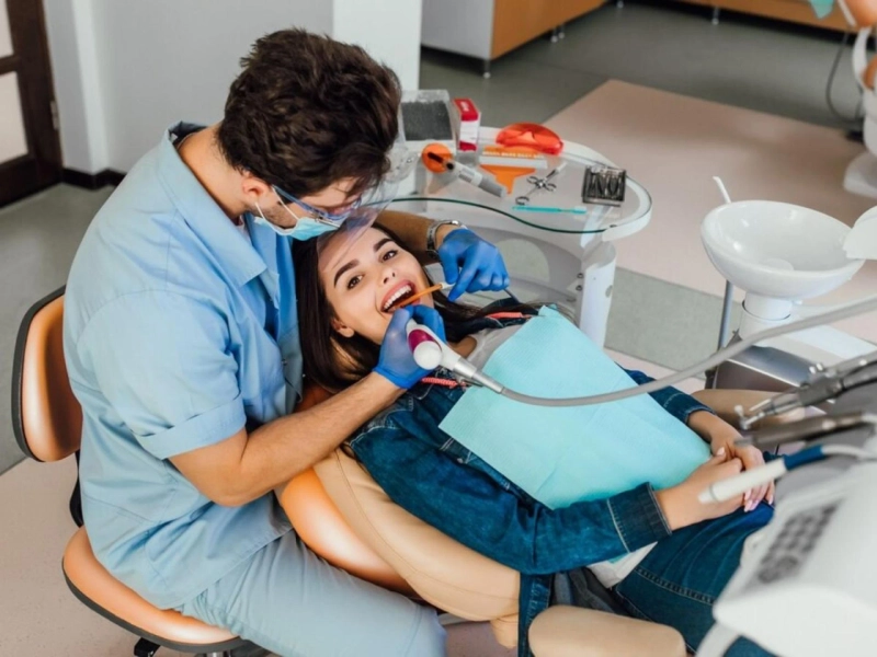 Dentist Encino | Your Smile Deserves Consistent Care