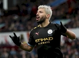 Agüero leva a fama, mas escocês é o maior artilheiro gringo na Inglaterra
