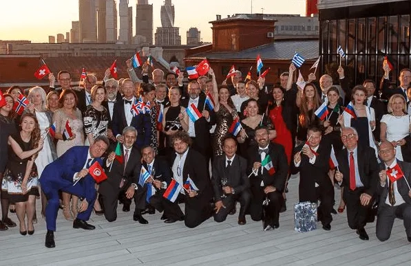 Why Mid-Sized Law Firms Are Joining International Legal Networks in 2025