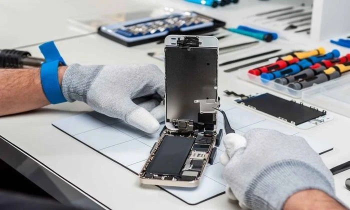 The Importance of Repairing iPhones with our iphone repair columbia services