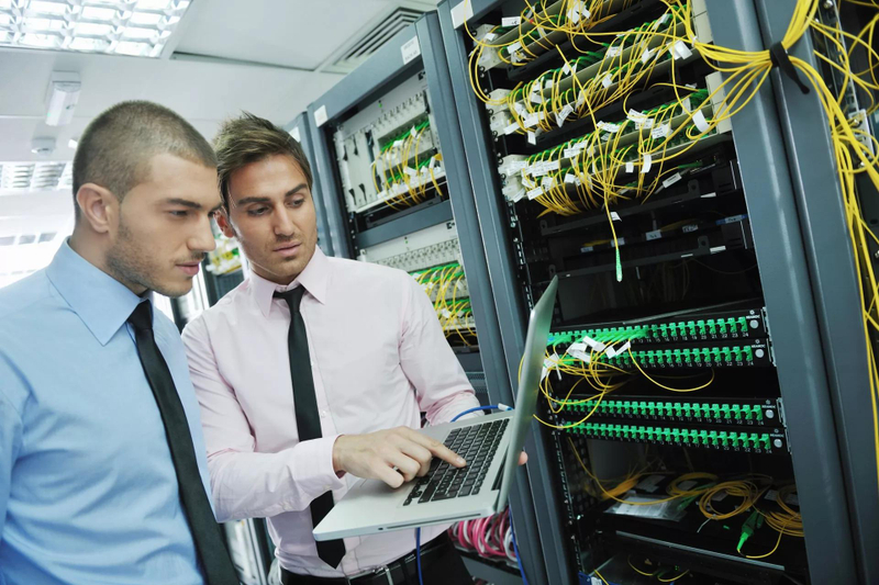 How Does the CCNA CCNP Course Help Build a Networking Career?