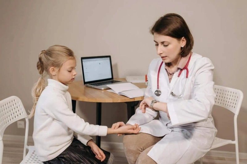 Why Choose a Special Needs Pediatrician Over a Family Doctor for Your Child?