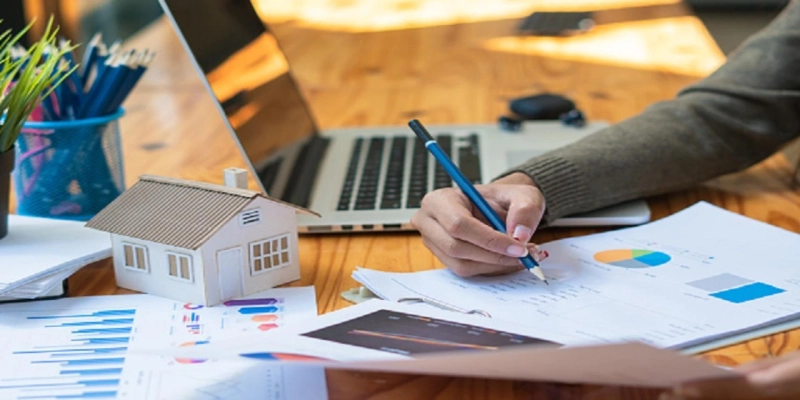 3 Crucial Elements to Include in Your Calgary Pet Daycare Business Contract