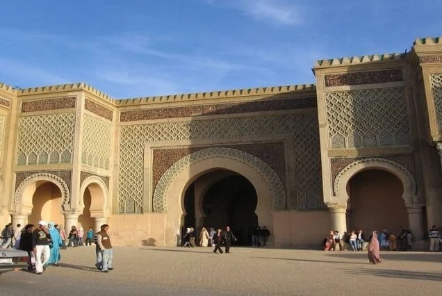Explore Morocco’s Vibrant Cities, Majestic Mountains, and Vast Desert