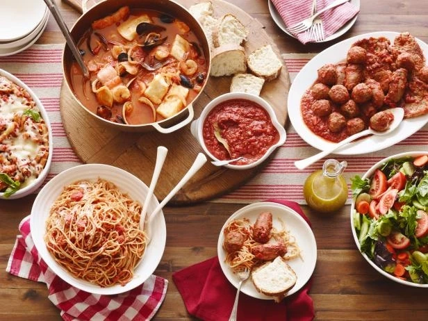 Why is Piccola Cucina the Best Restaurant in New York for Italian Dishes?