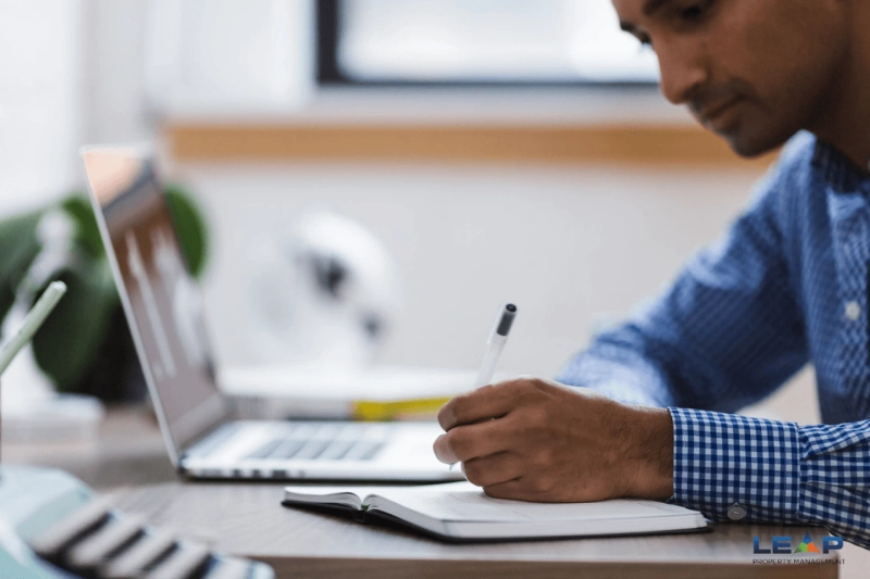 Walk Through with Confidence: Your Essential Move-In/Move-Out Checklist for a Seamless Transition