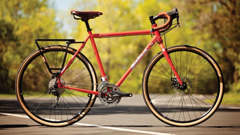 Best 5 Women’s Touring Bikes That You Need To Check Out