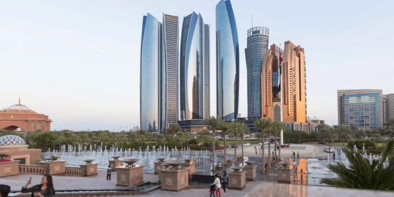 Unleash Your Adventurous Spirit: Exploring the Desert Wonders of Abu Dhabi