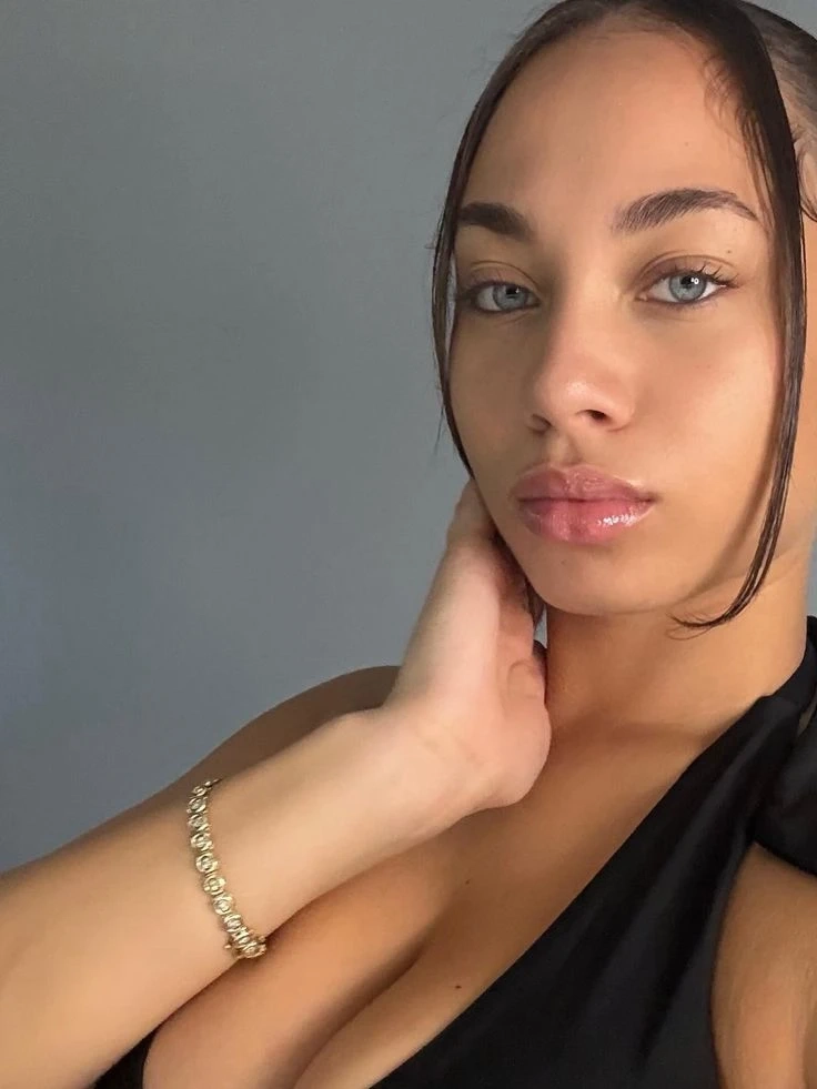 Discreet Dubai Escorts for Private Engagements