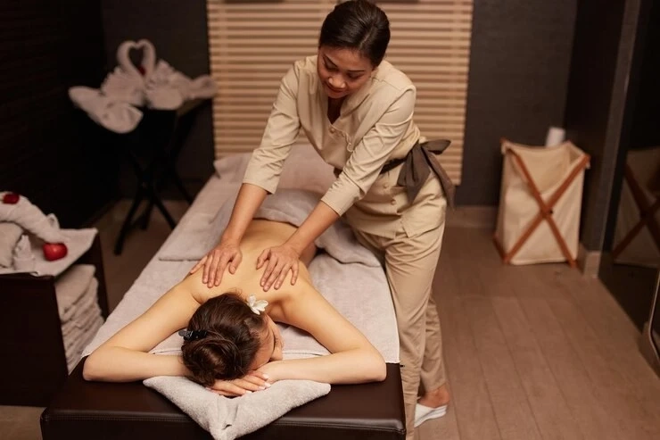 Why Do People Opt For Full Body Massage?