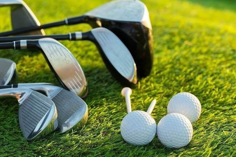 Why Go Custom? The Impact of Personalized Golf Gear on Your Game