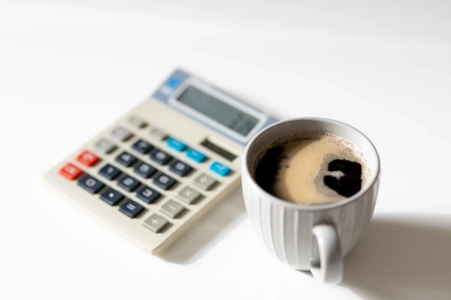 An Important Strategy for Poker Experts: Accountants