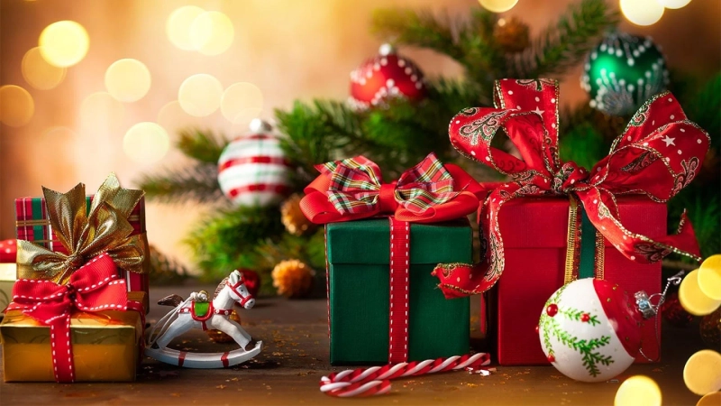 Christmas gift ideas for employees working from home