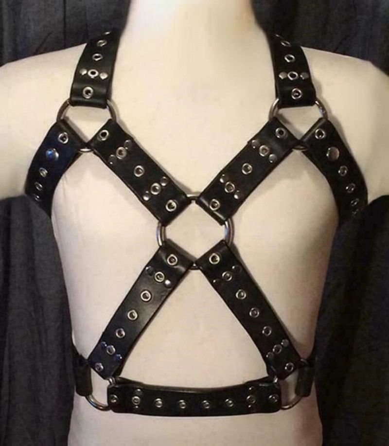 How Can Leather Harnesses Elevate Your Wardrobe to the Next Level?
