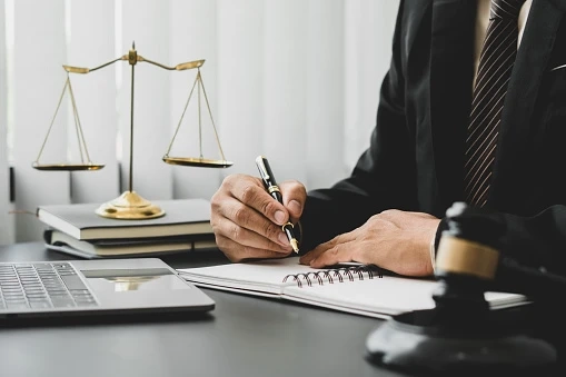 How to Choose the Right Home Attorney for You