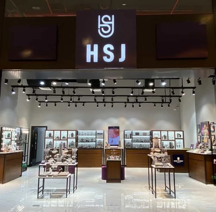 Silver Earrings for Womens and Silver Ring in Dubai: A Complete Style & Buying Guide