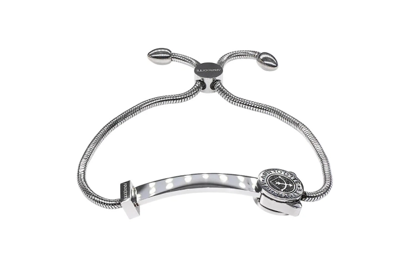 Anchor Chain Bracelet Styling Guide Based on Your Horoscope Sign