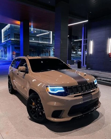 Exploring the Striking Exterior Design of the Jeep Grand Cherokee