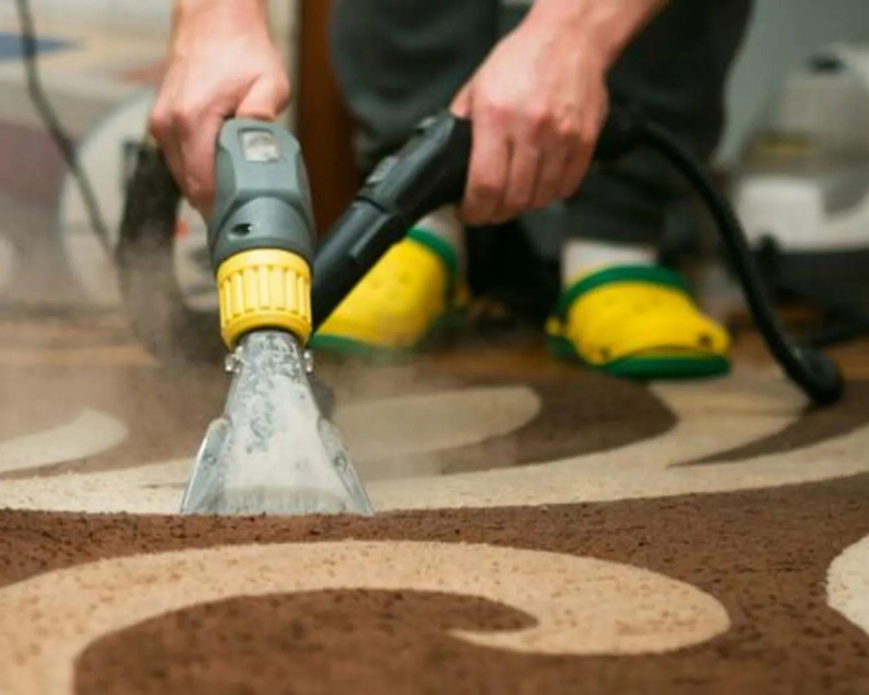 Spotless Workspaces Delivered by Trusted Local Cleaning Experts