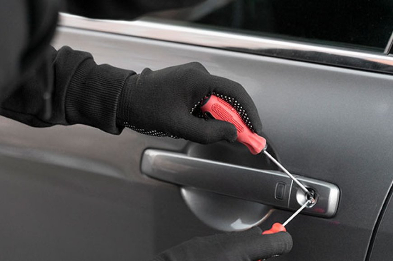 Lost Keys, Lost Hope? Discover How Automotive Locksmiths Can Save You!
