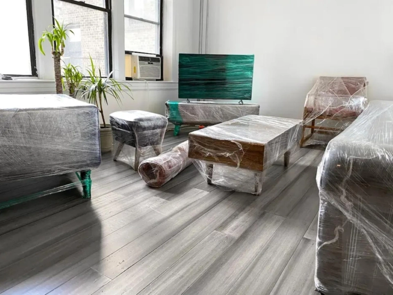 How a Moving Service Protects Your Furniture, Floors, and Sanity?