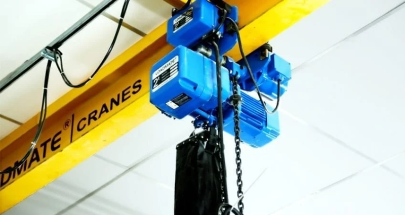 Common Overhead Crane Issues and How to Avoid Them