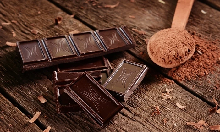 Dotty forgot to eat "chocolate" please see?