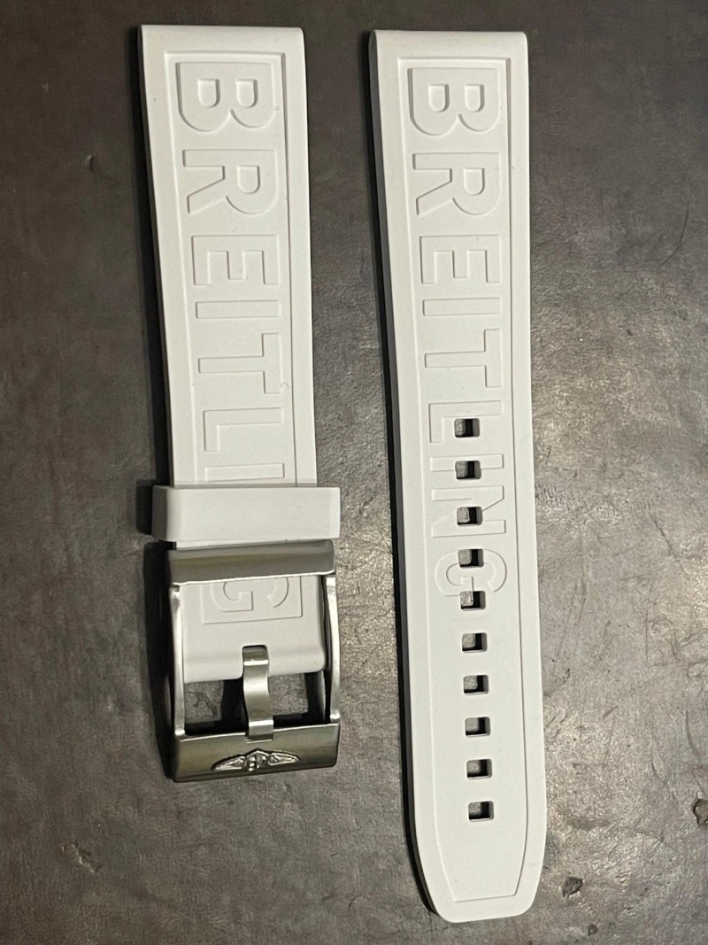 Why a Breitling Rubber Watch Strap Is the Best Choice for Daily Wear, Sports, and Long-Term Comfort