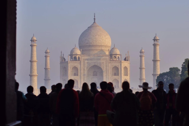 How Much Budget You Need for an Agra Taj Mahal Tour from Delhi
