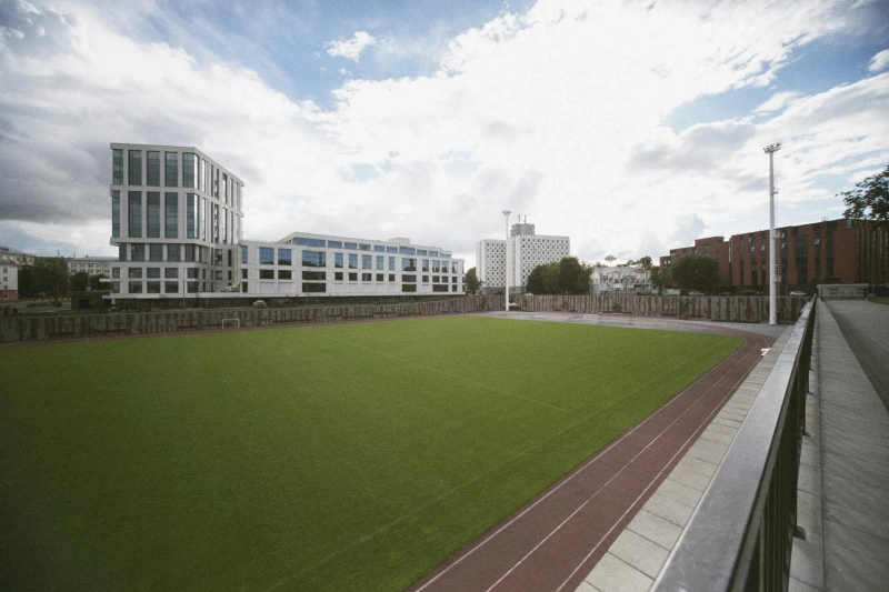 Why Artificial Turf Is Revolutionizing Commercial Landscapes
