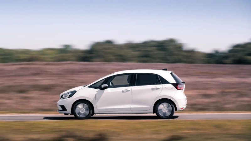 How is Honda Jazz Crossbar 's hybrid system?