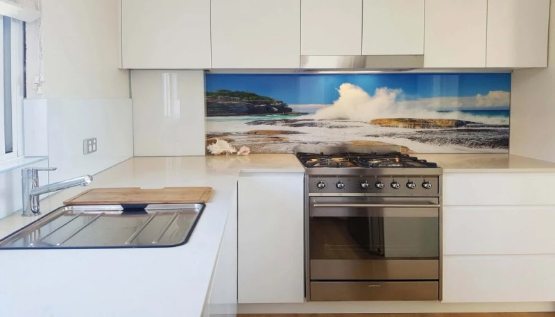 6 Suggestions To Choose The Right Modern Kitchen Splashbacks