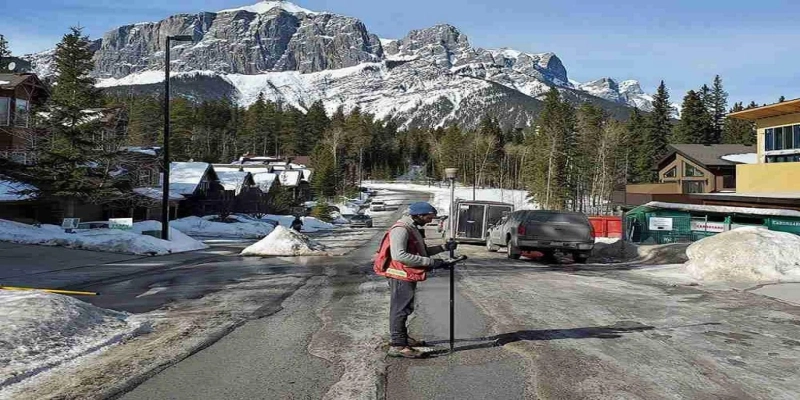 Why Hire Alberta Land Surveyors Before Construction