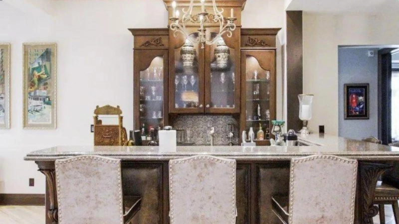 Revamp Your Kitchen with Iowa’s Finest Custom Cabinetry