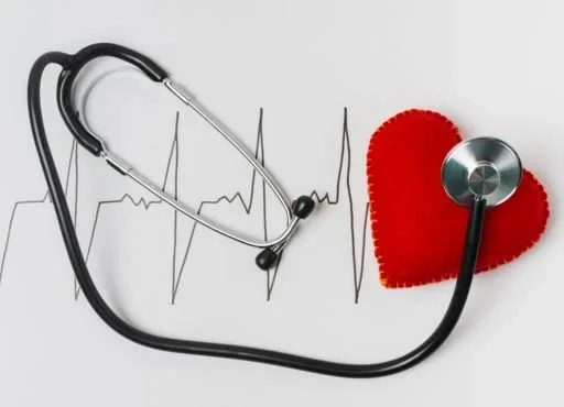 Chest Pain: When Is It a Cardiac Emergency?