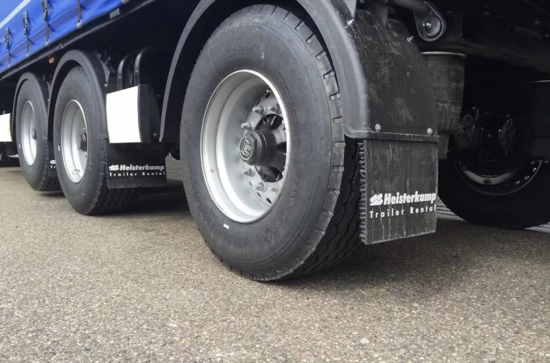 Professionele Bandenservice voor Vrachtwagens en TIR’s bij DR Banden