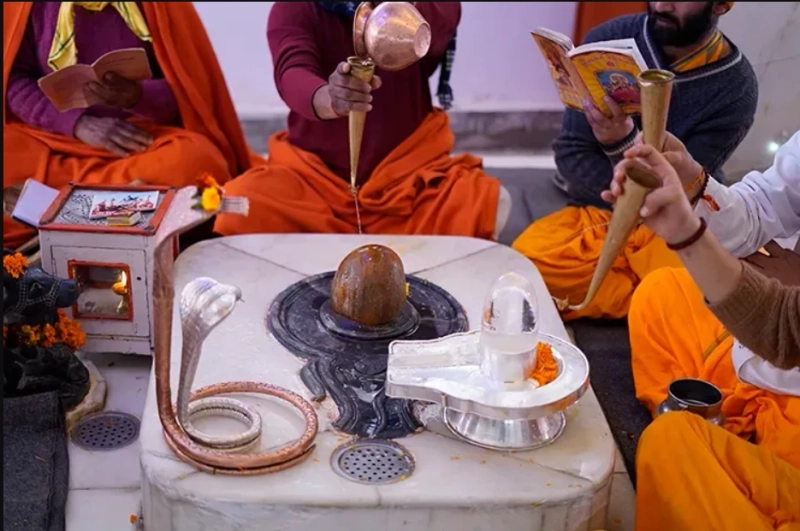 Shivabhishek – A Sacred Ritual to Invoke Lord Shiva’s Blessings