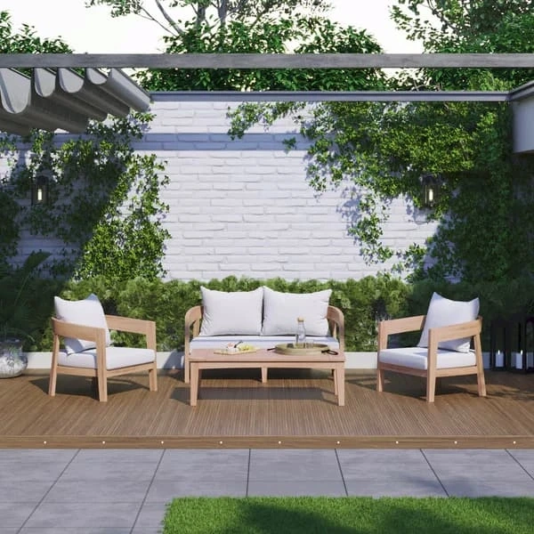 How to Pick the Perfect Teak Garden Bench for Your Space